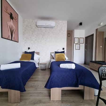 Q Apart Amber - Studio, Manufaktura, Klimatyzacja I Garaz Gratis, Netflix, Fv, Gwarancja Zadowolenia Лодзь Экстерьер фото
